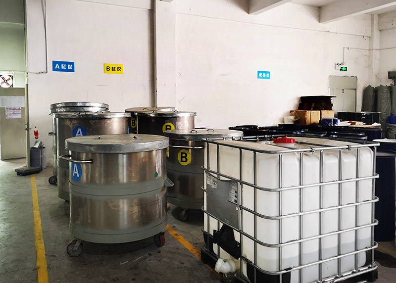 模具硅膠未到時間就出現脫模的原因 ？