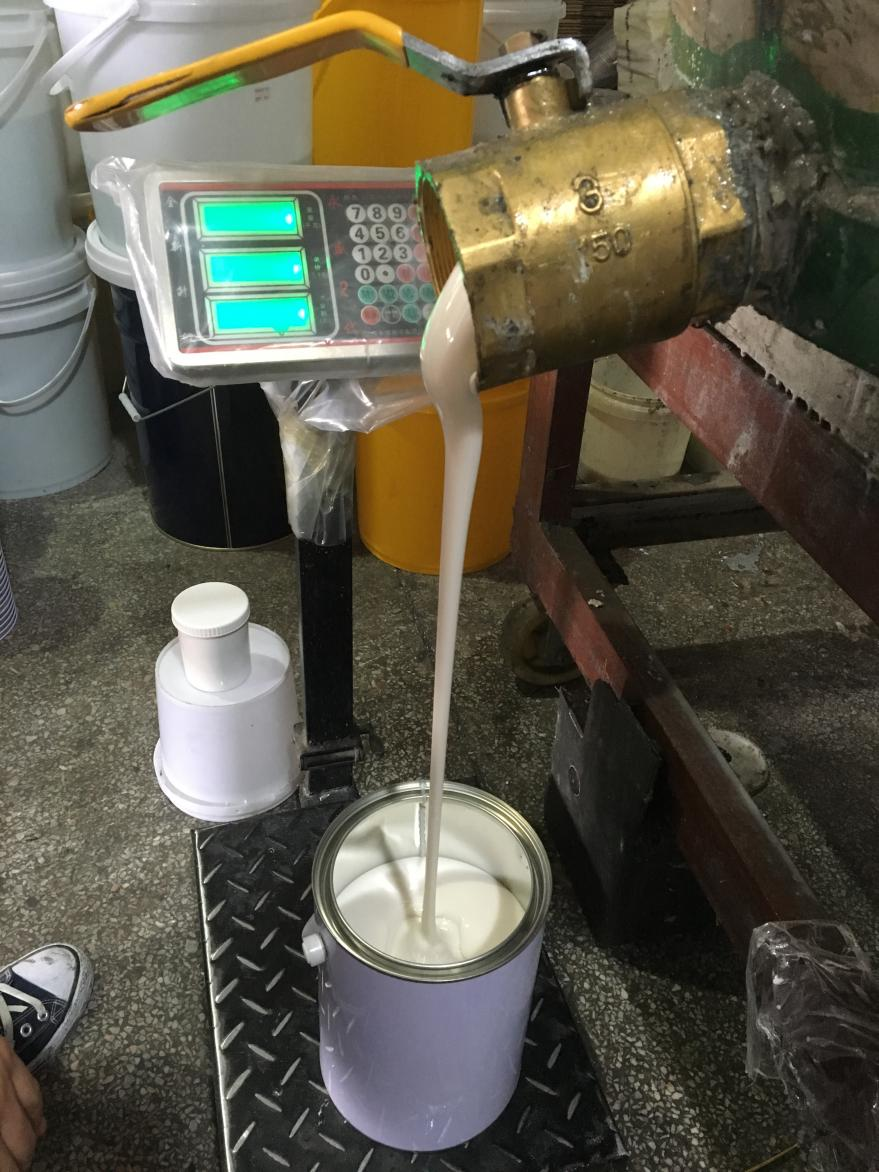 液態硅膠產品出現流紋路的原因是什么？